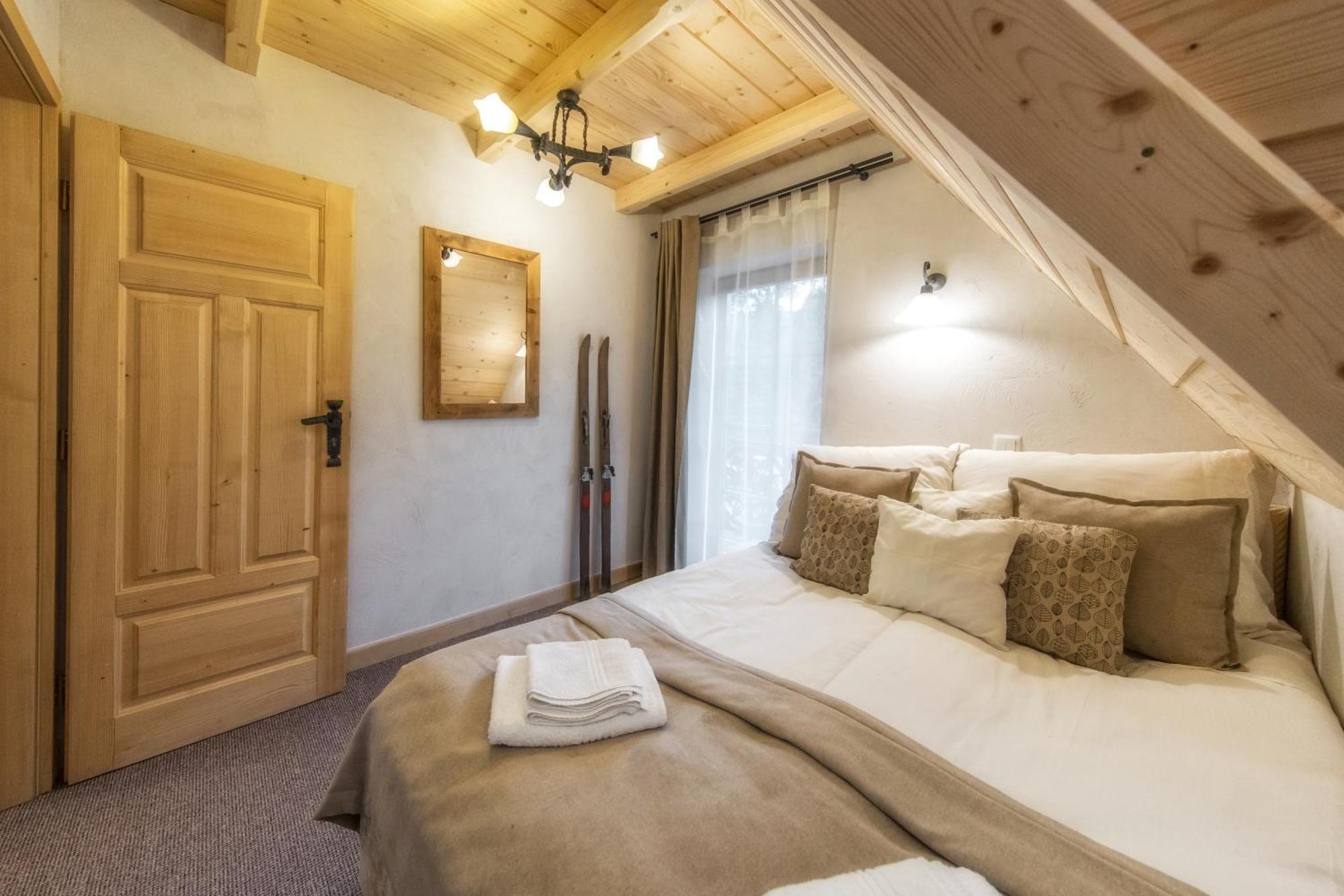 ホホウフ Cyrhlica Houseヴィラ 部屋 写真